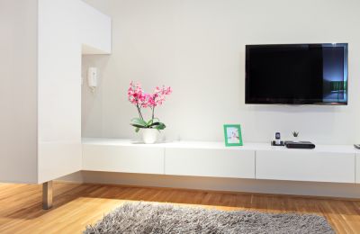 Install a TV Safely on Dry Wall