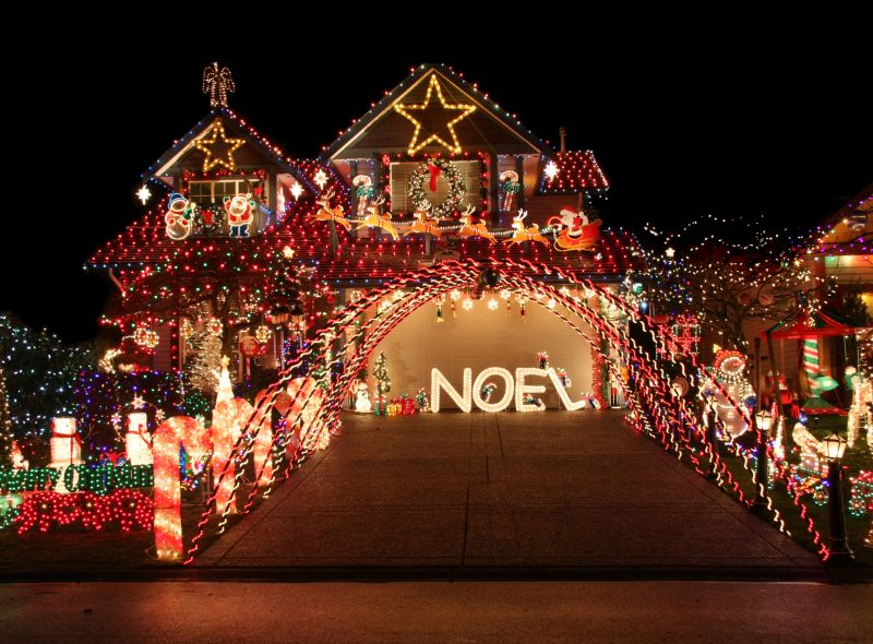 Christmas Decor Installation - Fort Wayne