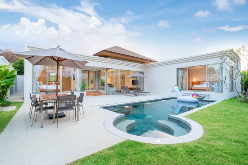 Pool Deck Resurfacing - Seattle
