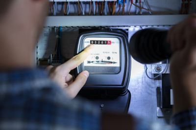 A Professional Electrician Can Take Care of Your Electric Meter